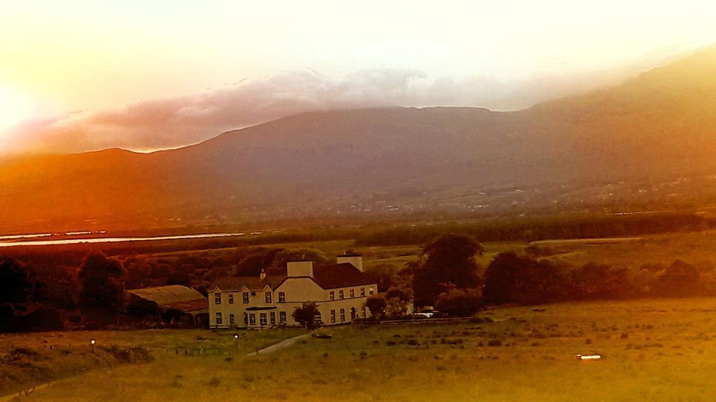 Kilburn House B&B Milltown  Exterior photo